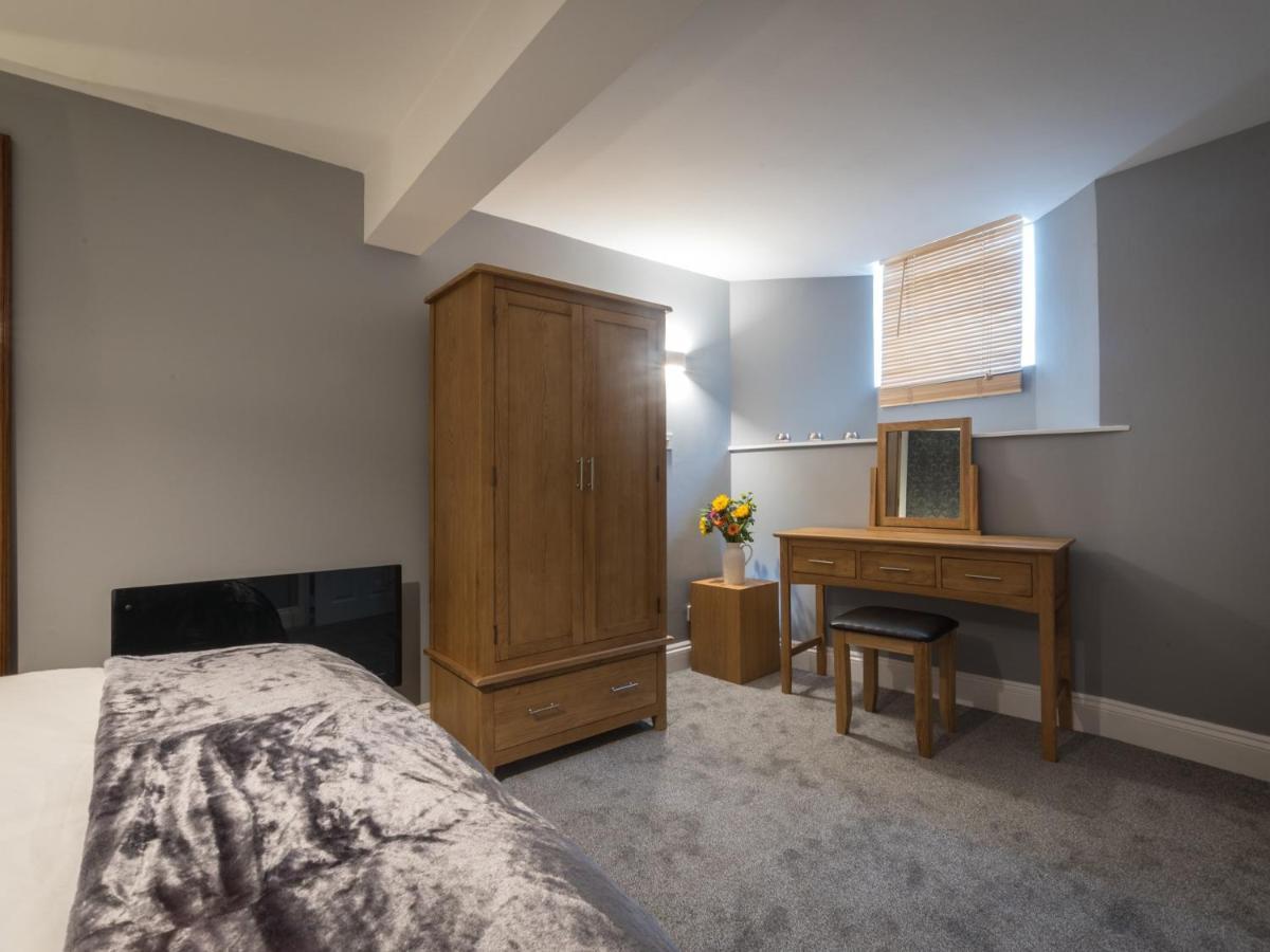 Southernhay Basement Apartment Exeter Ngoại thất bức ảnh